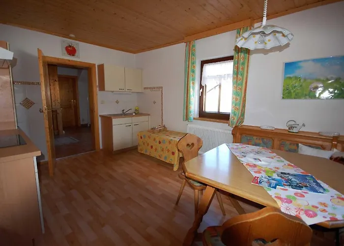 Tschernitz Apartment *